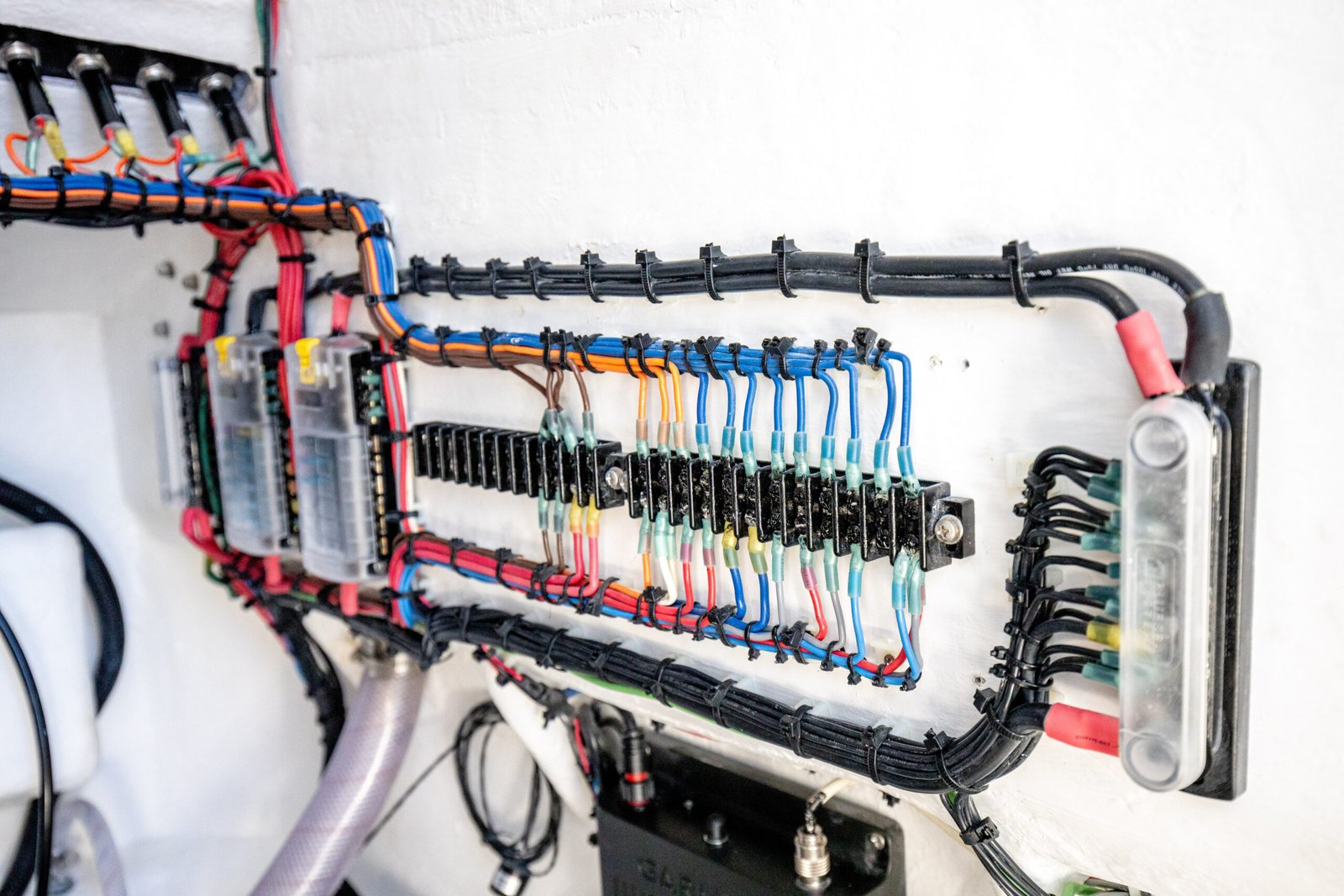 Northwest Marine Electric working photo